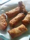 Buffalo chicken dip egg rolls