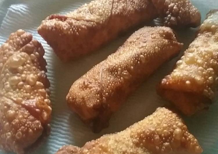 Recipe of Ultimate Buffalo chicken dip egg rolls