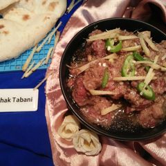 A picture of Mutton White Karahi.