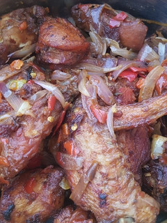 A picture of Peppered chicken.