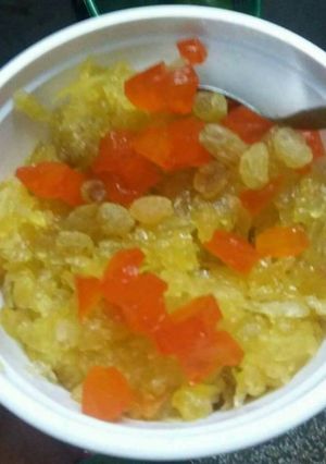A picture of Raw papaya ki chatni.