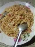 Mie instant dadakan