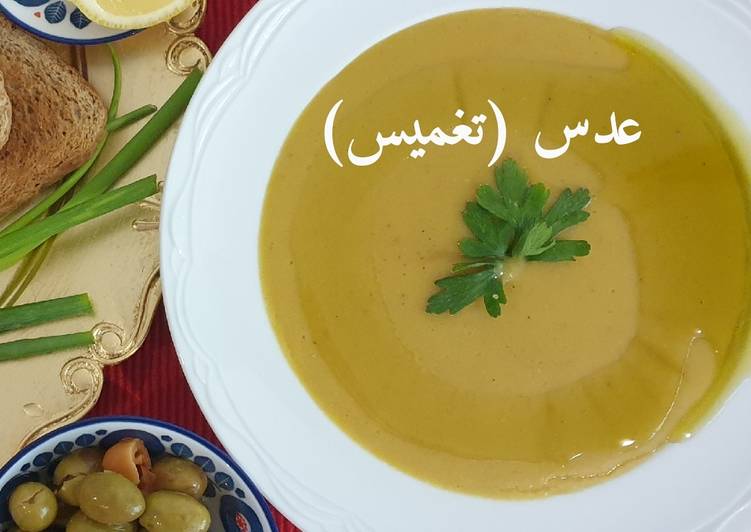 عدس مجروش (تغميس)