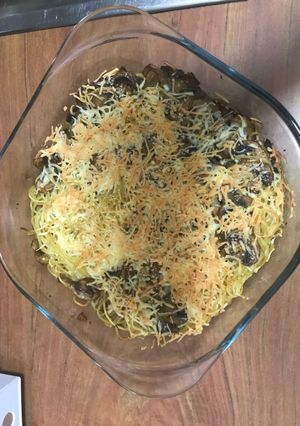 Una foto de Espaguetis con champiñones y queso