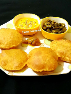 मसाला पूरी (masala puri recipe in Hindi) रेसिपी मुख्य फोटो