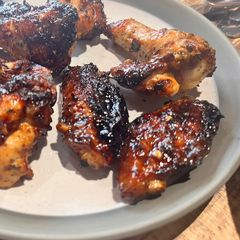 A picture of Pomegranate molasses chicken wings (Air-fryer).