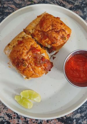 A picture of Masala Pav 📌.