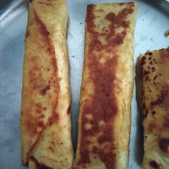 A picture of Chicken roll.