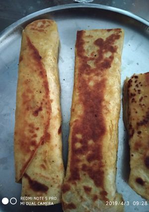 A picture of Chicken roll.
