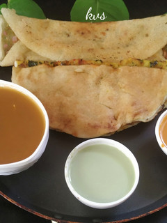 मैसूर मसाला डोसा (Mysore Masala Dosa Recipe in Hindi) रेसिपी मुख्य फोटो