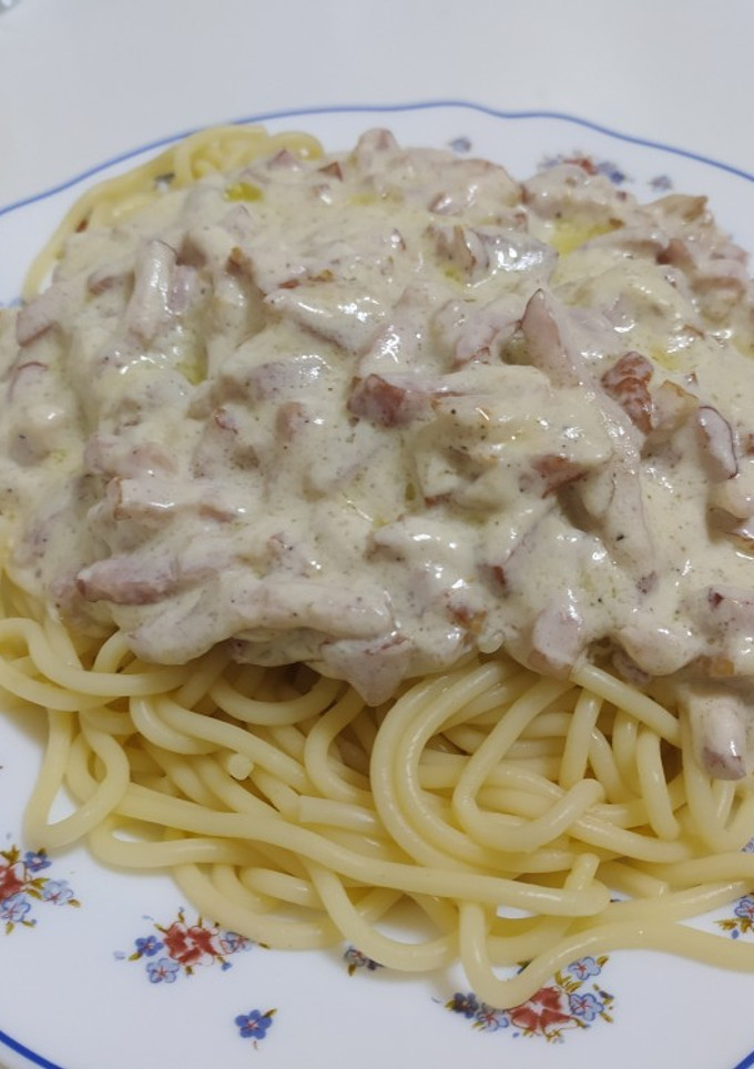 Una foto de Spaghettis a la Carbonara