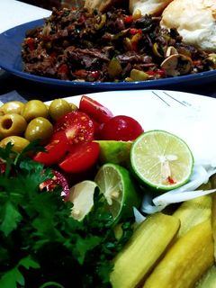 عکسی از دستور ساندویچ گوشت و قارچ