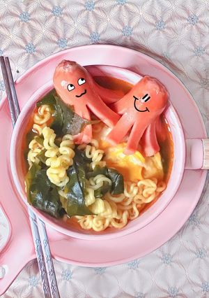 Hình của món Mỳ tôm trứng siêu đáng yêu.