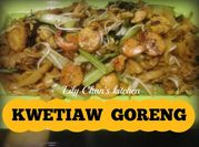 Gambar mie tiaw goreng sosis