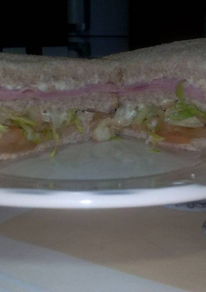 Una foto de Sándwich vegetal