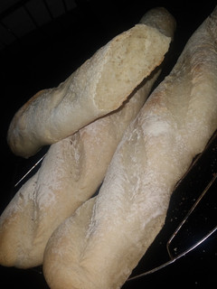 Una foto de Pan francés o baguet en panificadora