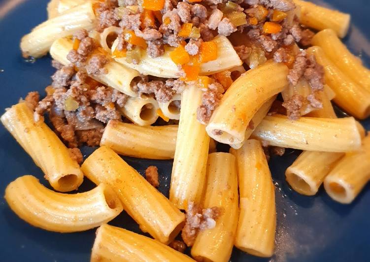 Step-by-Step Guide to Prepare Favorite White bolognese