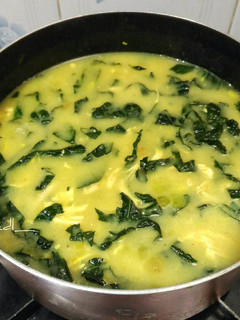 Foto resep Kale Curry Krim Sup