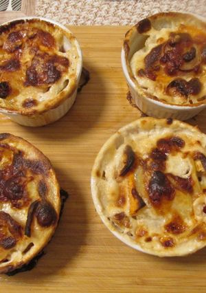 Francia rakott burgonya recept fotója