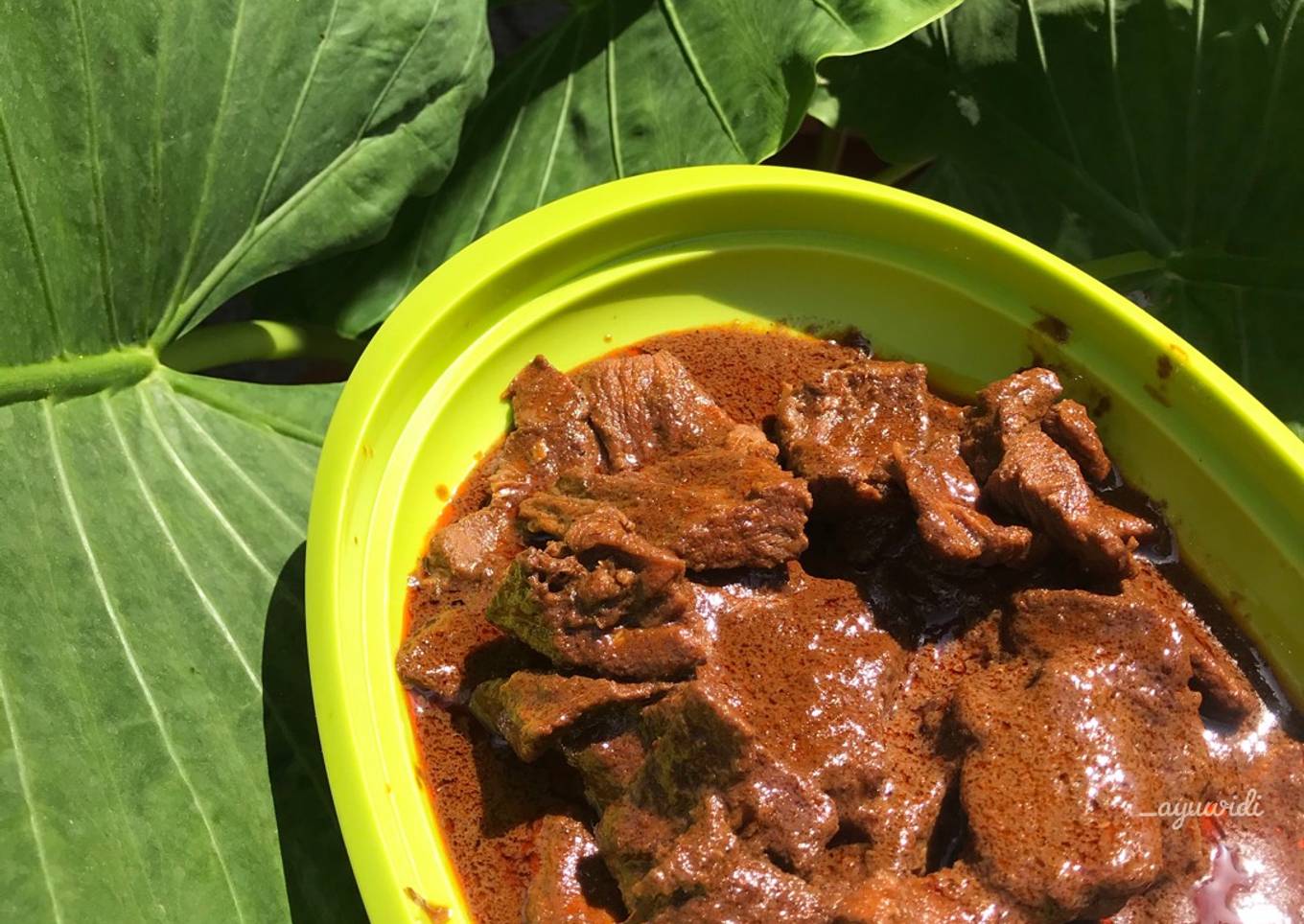Rendang daging sapi