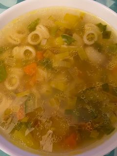 Una foto de Sopa de verduras en FussionCook o en cazuela