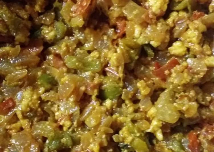 Recipe of Any-night-of-the-week Paneer capsicum bhurji