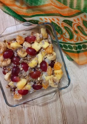 A picture of Chia seeds fruit salad.
