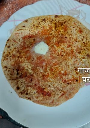 गाजर का पराठा रेसिपी मुख्य फोटो