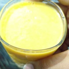 A picture of Mango shake.