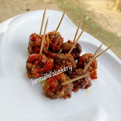A picture of Minced meat lolly pop.