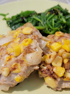 《簡單便當菜》不用加粉的玉米肉餅 的食譜成品照片