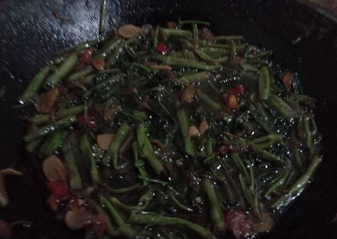 Cah kangkung sederhana