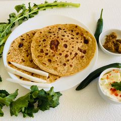 A picture of Radish Paratha.