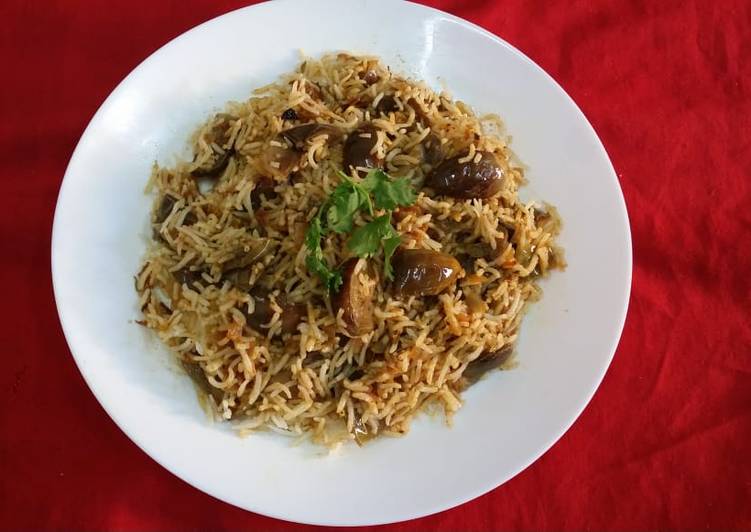 Steps to Prepare Quick Baingan Pulao