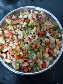 સલાડ (Salad Recipe In Gujarati) રેસીપી મુખ્ય ફોટો