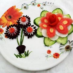 A picture of Vegetable Salad with colourful plating.