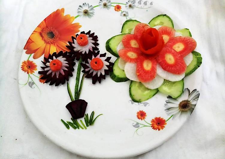 Vegetable Salad with colourful plating