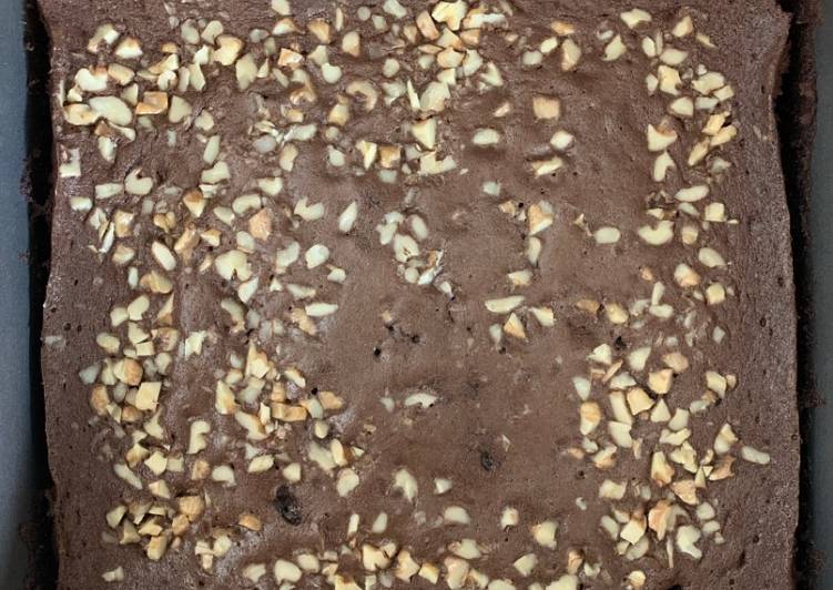 Easiest Way to Prepare Quick Theobroma’s walnut chocolate brownies