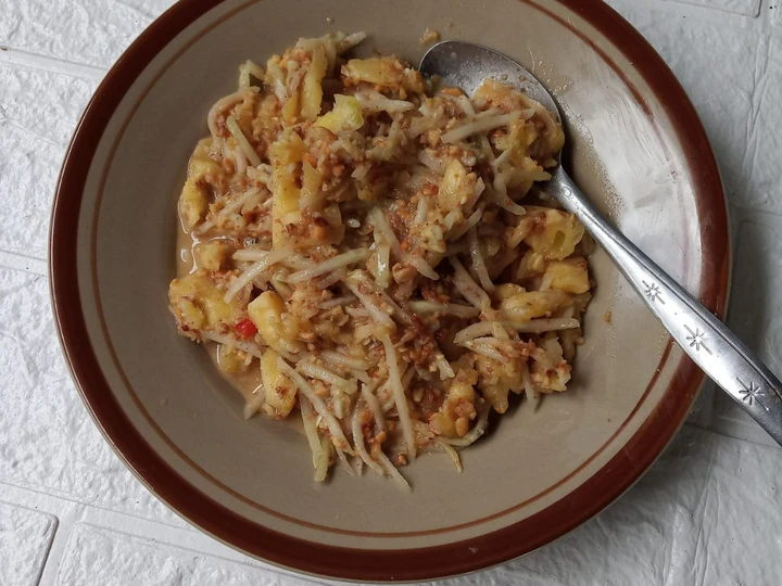 Langkah Mudah untuk Menyiapkan Resep  Rujak Serut Nanas Timun yang Enak, Enak Banget