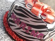 Una foto de torta cumpleaños con fondant