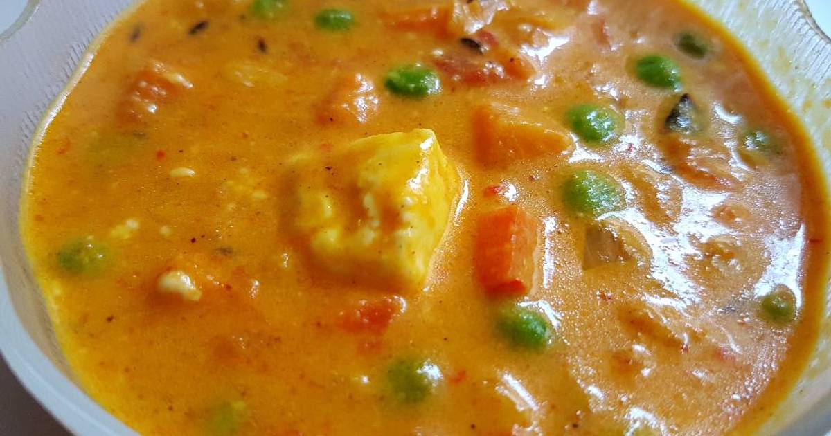 Indian Mattar Paneer Green Peas Cottage Cheese Curry Recipe By