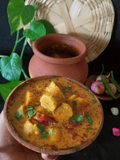 गट्टे की सब्जी (Gatte ki Sabji recipe in Hindi रेसिपी मुख्य फोटो