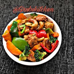 A picture of Thai chicken and vegetable spicy stir fry.