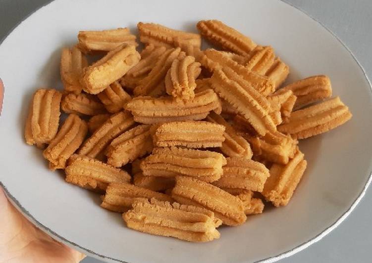 Cara Gampang Membuat Kue Kecipir, Bisa Manjain Lidah