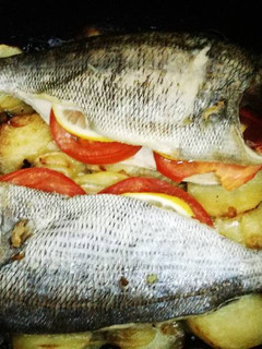 Una foto de Sargo al horno