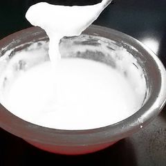 A picture of Creme Crepe Filling.