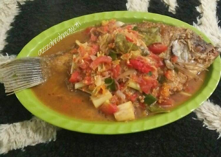 Resep Pecak ikan gurame oleh azizah rahmawati - Cookpad