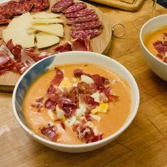 A picture of Grandma’s Spanish Salmorejo.