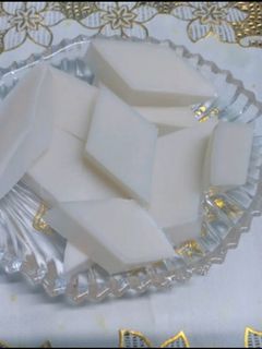 தேங்காய் பால் கடல்பாசி (thengai paal kadal pasi Recipe in tamil) செய்முறை முக்கிய புகைப்படம்