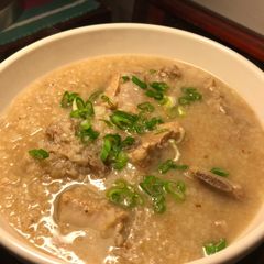 A picture of My Mother’s Favorite Breakfast: Cháo Sườn(Pork Rib Porridge).